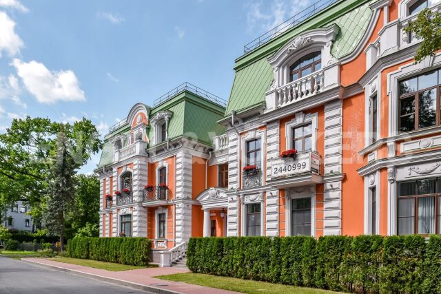 Клубный дом Del’Arte - резиденция в зелени вековых деревьев на Каменном острове