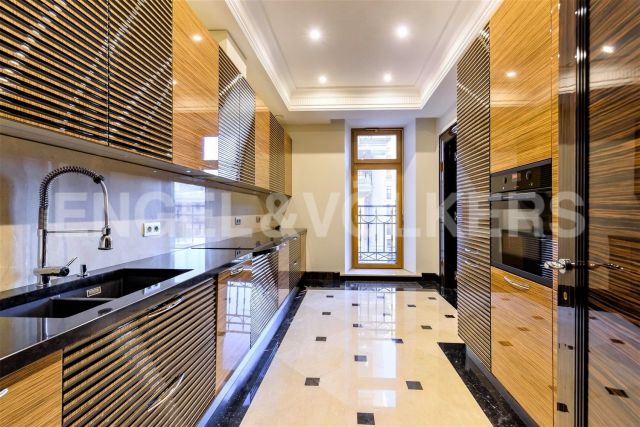 «Фонтанка, 76» – просторная квартира с отделкой и функциональной планировкой 