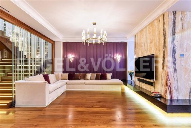 Барочная, 12 – архитектурное совершенство и великолепное техническое исполнение 