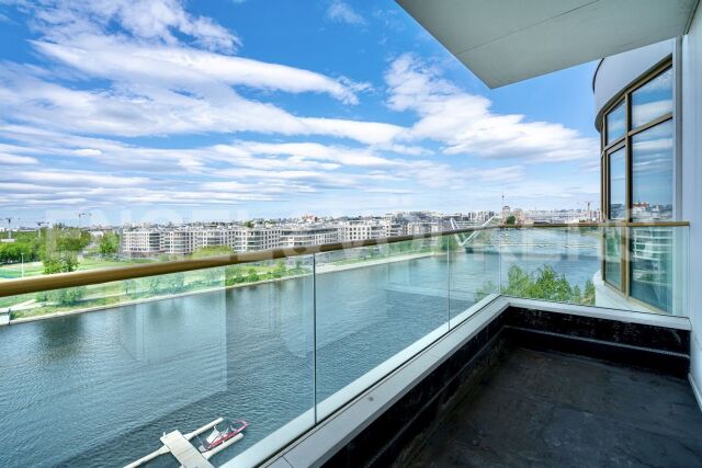 Ждановская, 45 - панорамный вид из каждого окна