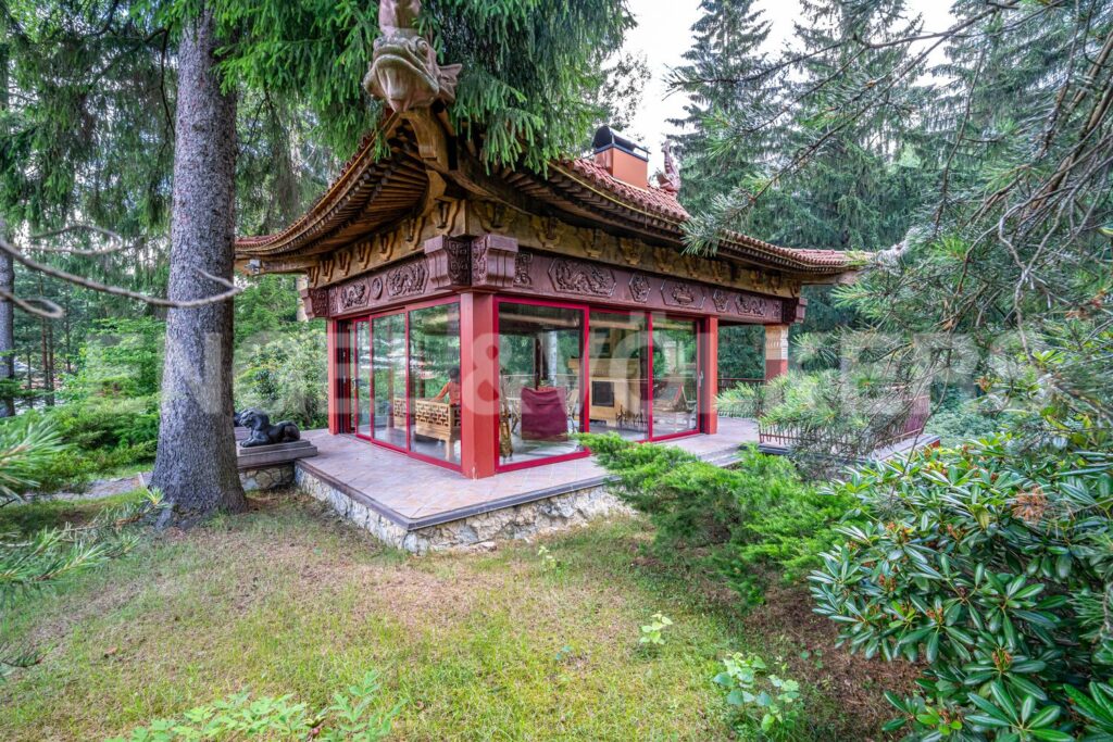 п. Юкки, ул. Зеленая, д. 4 10. Летняя кухня в Китайском стиле