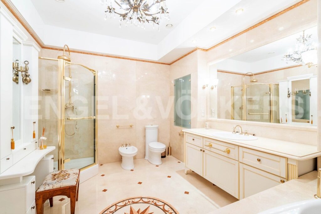 наб. Мартынова, 74Л Ванная комната в приватной части квартиры